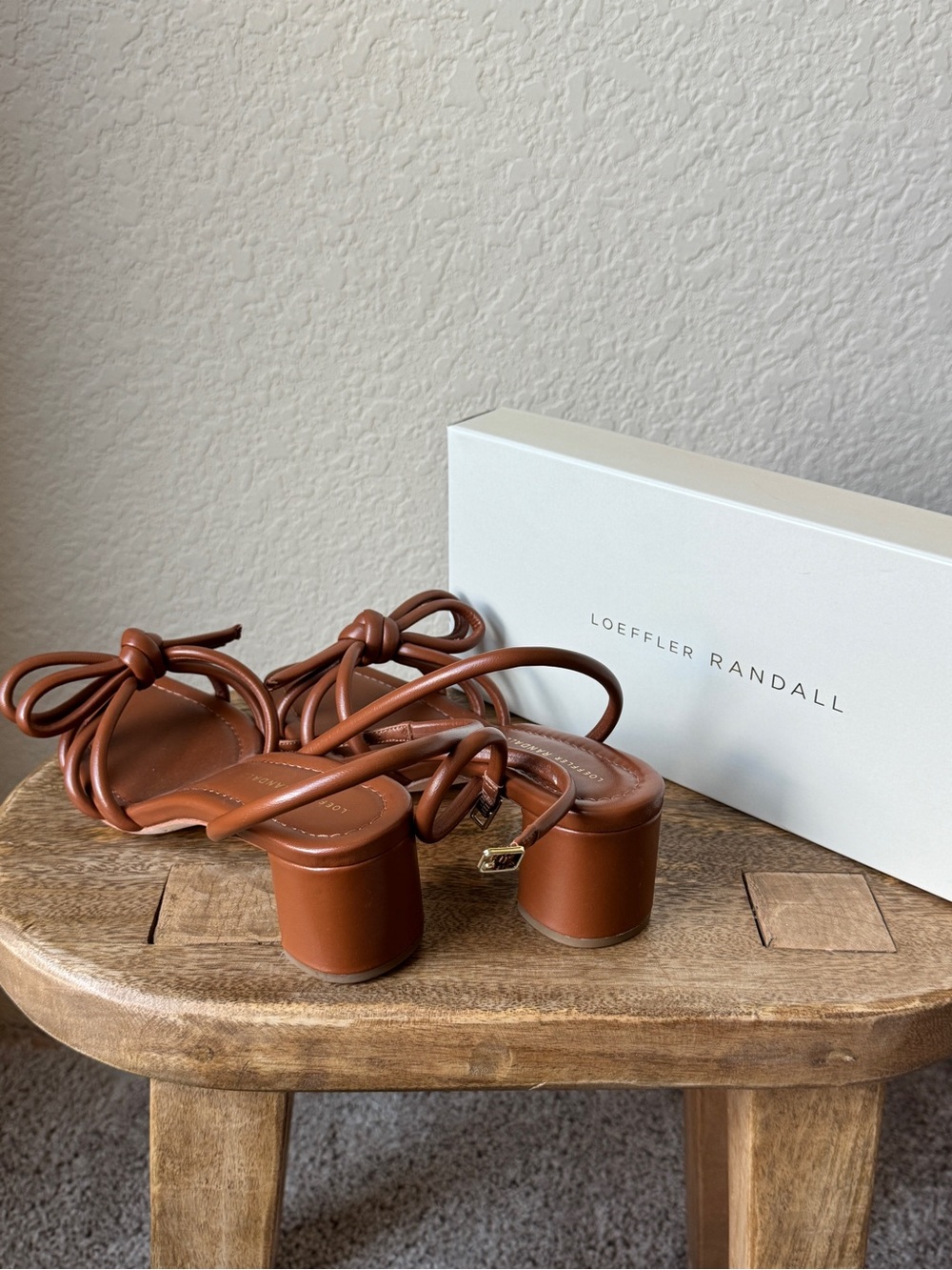 Loeffler Randall Mikel Bow Sandal - Picture 3 of 4